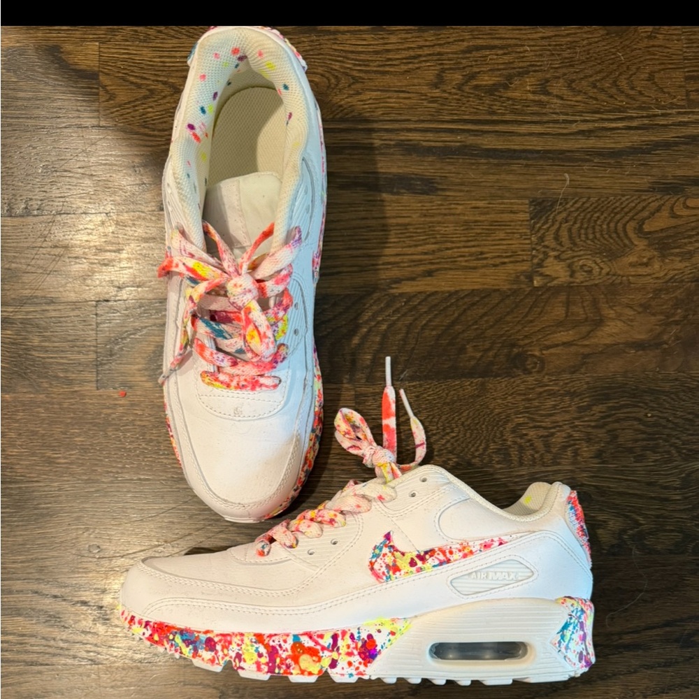 Nike Color Tennis Shoes